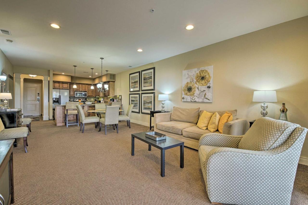 Inviting Branson Condo With Outdoor Dining Area ภายนอก รูปภาพ