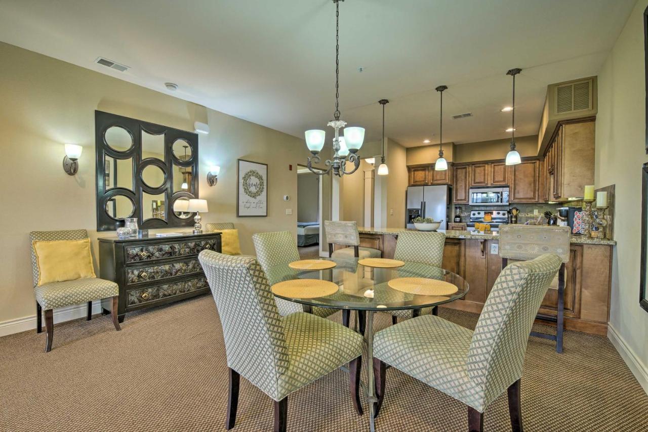 Inviting Branson Condo With Outdoor Dining Area ภายนอก รูปภาพ